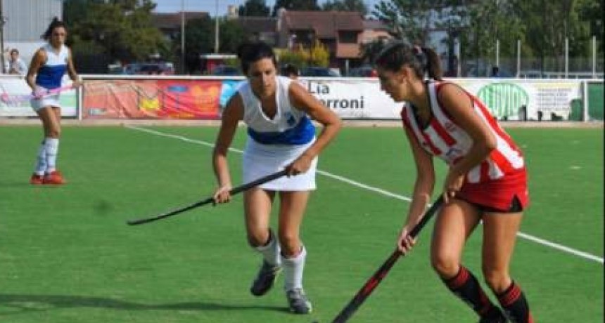 Saladillo Hockey recibió a Estudiantes de Olavarría y a Uncas de Tandil 