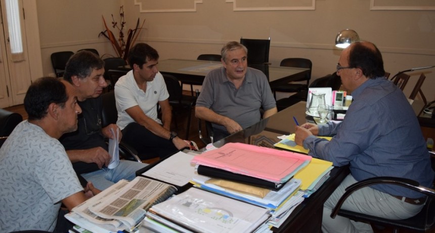 Directivos de Atucha explicaron proyectos institucionales al Intendente de Saladillo