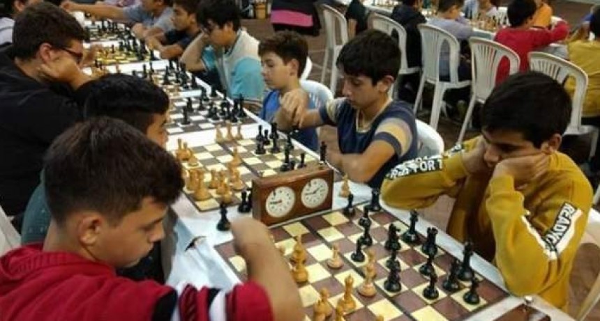 Escuela de Ajedrez de Saladillo participó del Prix en Bolívar