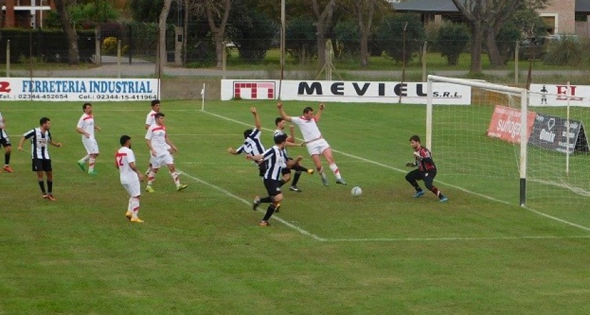 Atucha &uacute;nico l&iacute;der del Torneo de Primera Divisi&oacute;n 