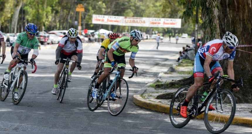 Saladillenses en el podio de la 10&deg; fecha del campeonato de Lobos