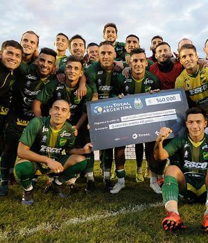 Defensa superó al débil Mitre