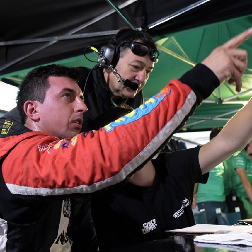 Juan M. Bruno lejos de la punta larga en la segunda serie 