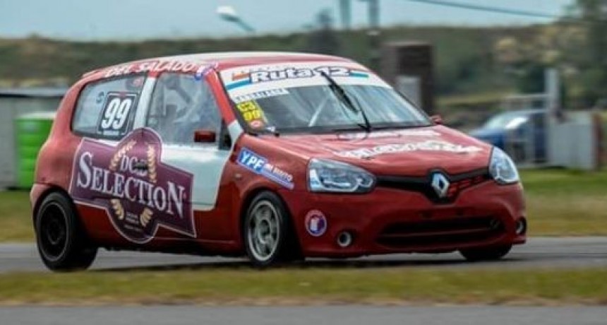 Lucas Barbalarga fue 12° en su serie del Turismo Pista