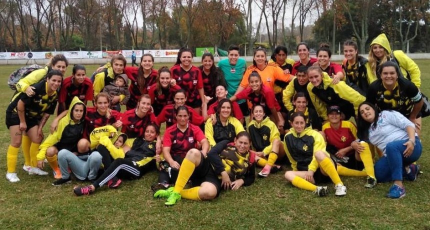 La Lola y Argentinos igualaron por el Torneo Femenino de Fútbol