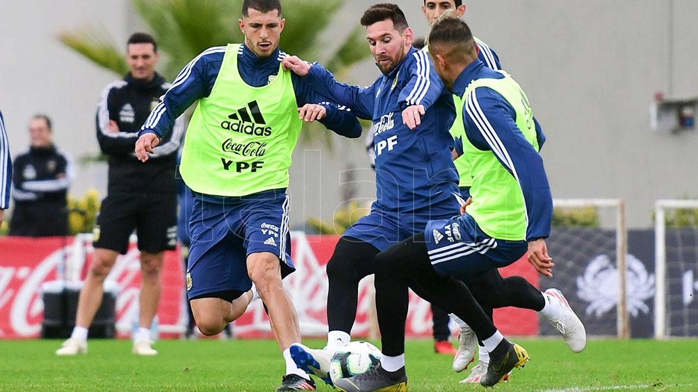 Messi, encendido en la práctica argentina