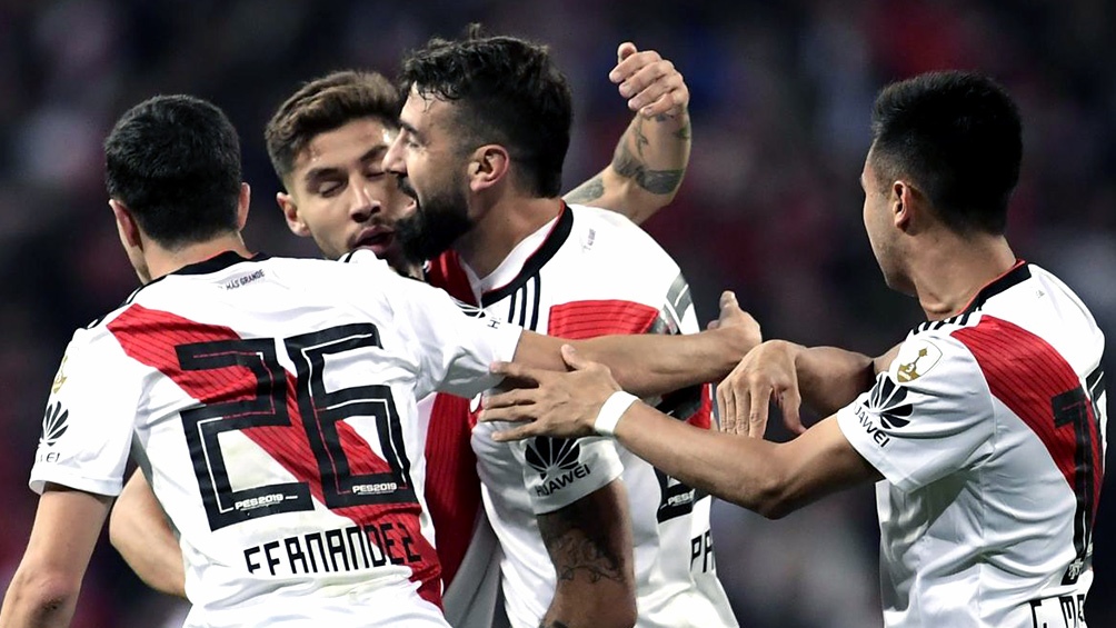 River recibe a Atlético Tucumán en busca de remontar la goleada 