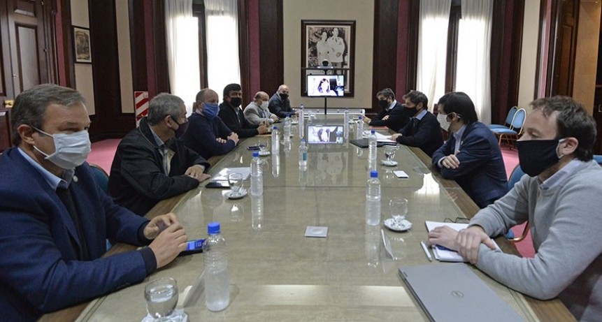 Kicillof analizó con intendentes de la tercera sección la situación financiera de los municipios