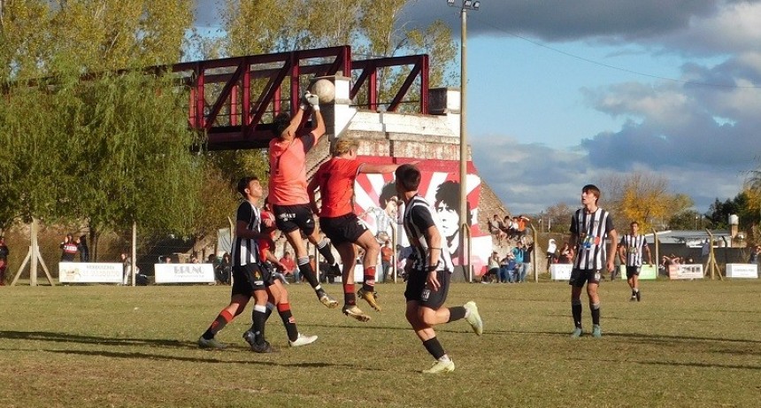 Fútbol: Se jugó la novena fecha del Torneo Apertura 2023