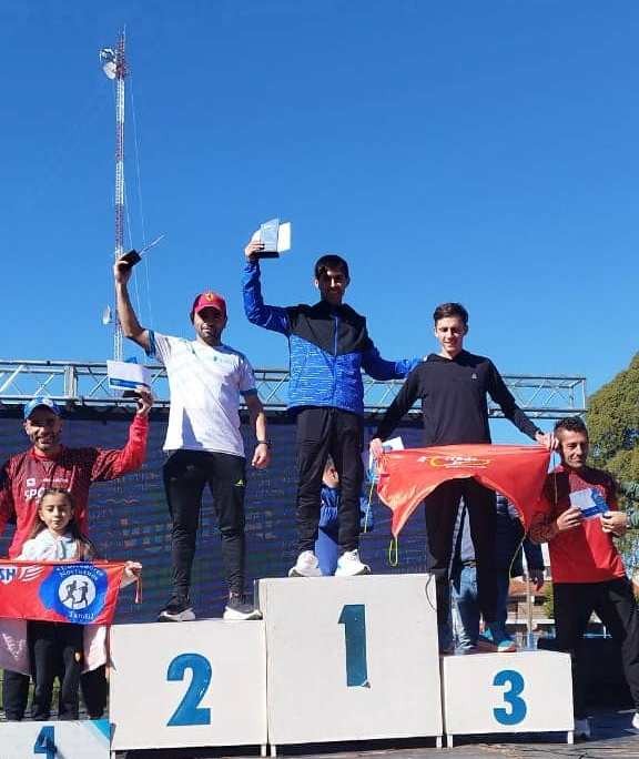 Atletismo: Podio para los saladillenses Ezequiel Aguilera y Celeste Abalos en los 10K de Olavarría 