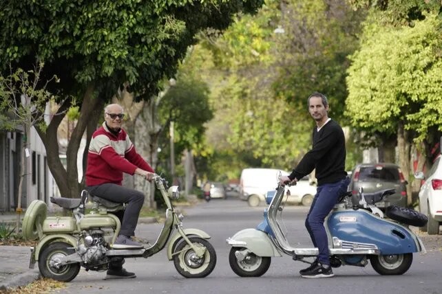 La mágica historia de un padre y su hijo unidos por una Siambretta 