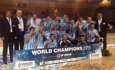 Argentina campe&oacute;n mundial de hockey sobre patines, tras golear 6-1 a Espa&ntilde;a