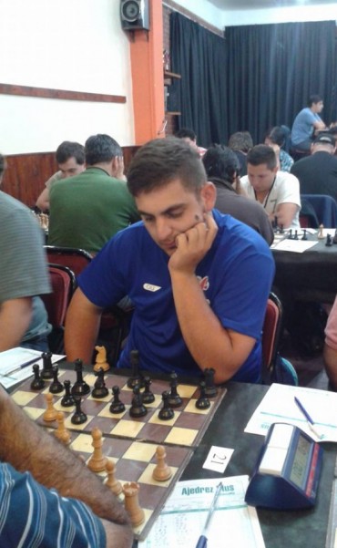 Nelson Lujan en el Primer Gran Festival Internacional de Ajedrez