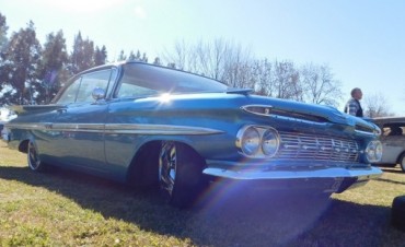 Juntada de Autos Clasicos y Antiguos en Toledo