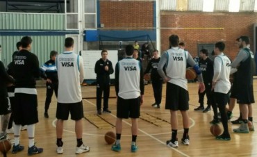 Marcos Delía junto con la Selección Argentina se encuentra en Caracas 