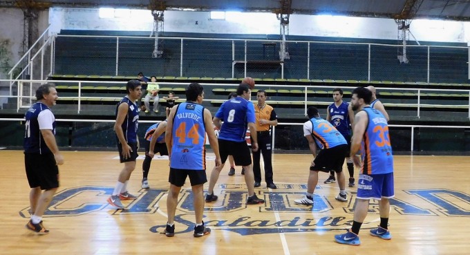 Se juega la tercera y cuarta fecha del Maxibasquet en Saladillo