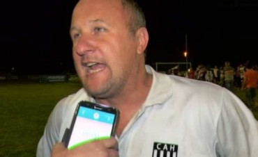 Luciano Falasco, DT de Huracán: “Saldremos a jugar bien arriba y no a defender el 1 a 0” 