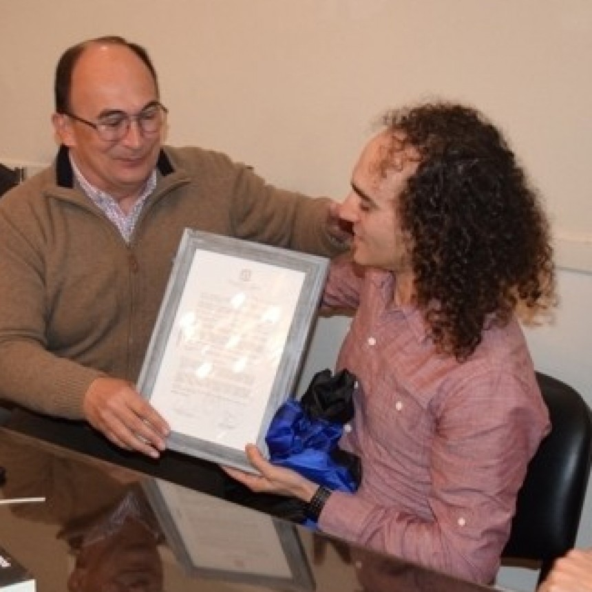 El atleta Jorge Castillo fue recibido por el Intendente