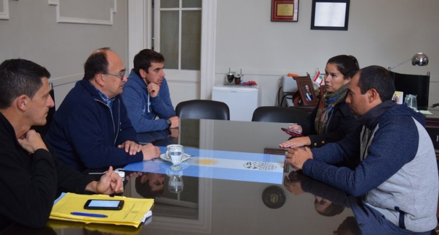 Jose Luis Salomón se reunió con la Agrupación Ciclista Saladillo