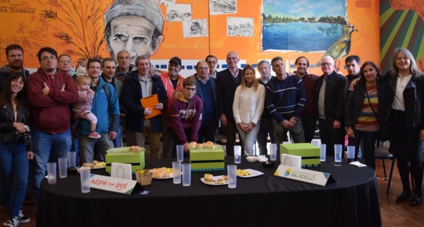 Agasajo a periodistas locales en el Palacio Municipal