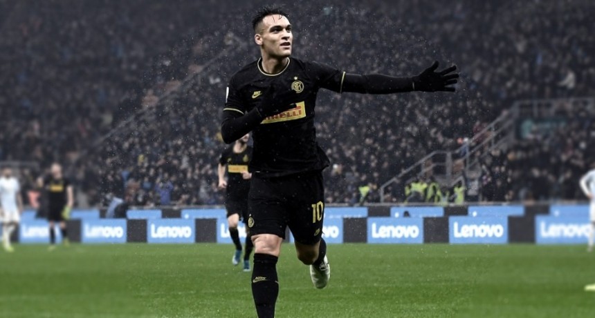 En la Serie A no descartan jugar con público reducido en los estadios