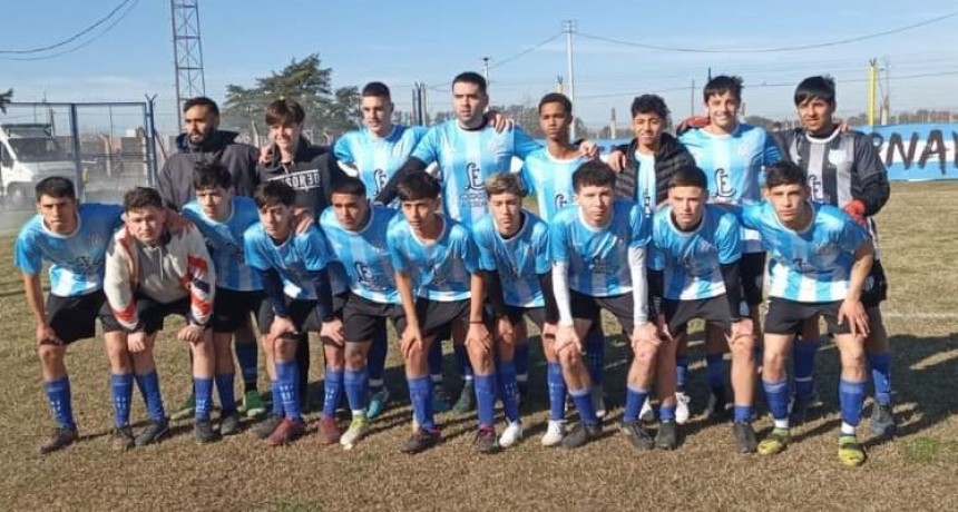 Triunfo de Unión Apeadero ante Huracán por la primera final