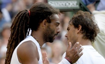 Dustin Brown despidi&oacute; a Rafael Nadal de Wimbledon