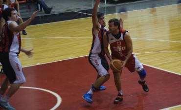 Ciudad de Saladillo mantuvo su invicto en el Torneo de Primera División