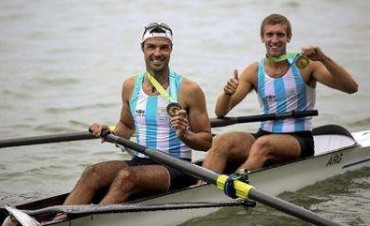 Tres podios de martes: la Argentina consiguió el oro en remo, canotaje y en los 100 metros libres