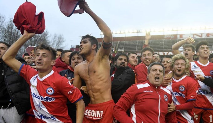 Argentinos ganó y logró el ansiado ascenso a Primera