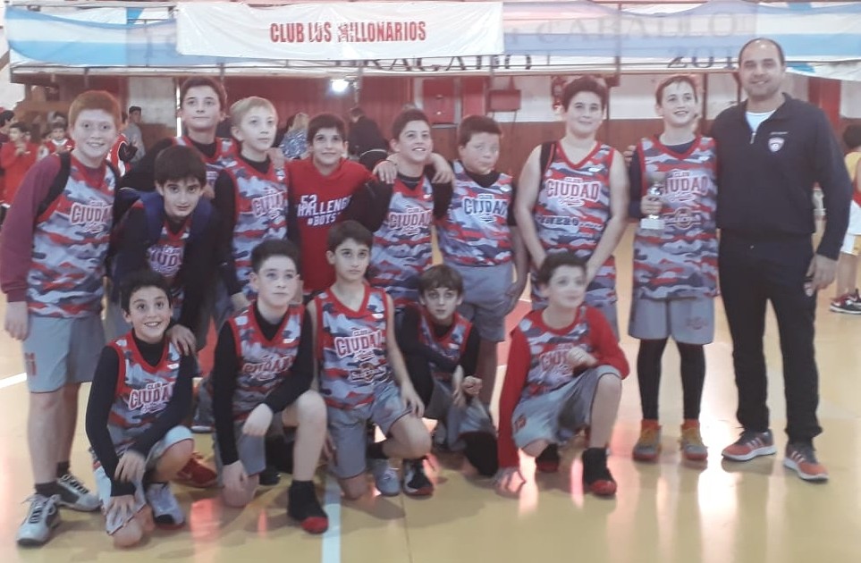 Minis de Ciudad jugaron el cuadrangular final