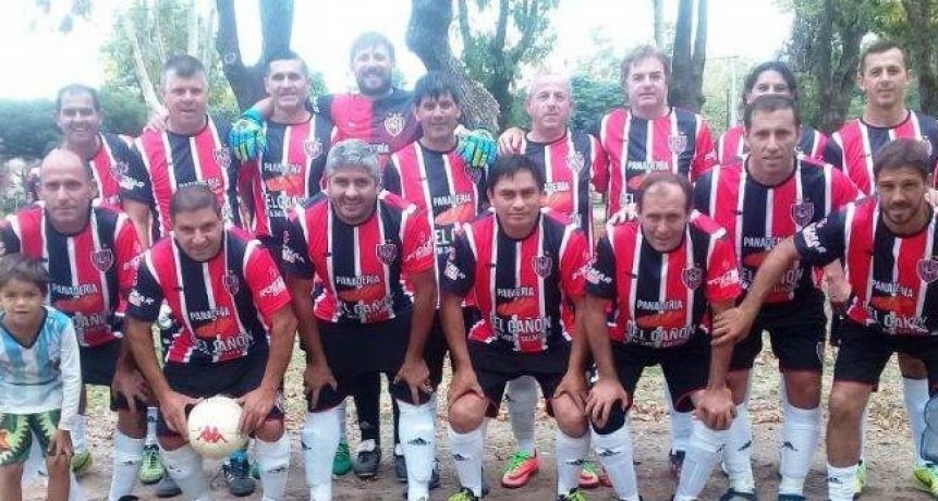 Se juega la fecha del Torneo de Veteranos “Oscar Lagarto Funes”