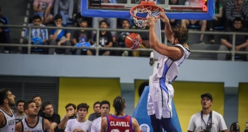 Marcos Del&iacute;a de selecci&oacute;n: Dossier del pivot saladillense