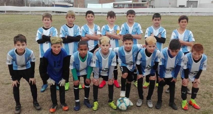 Defensores de Del Carril se encuentra jugando la Copa Chivilcoy