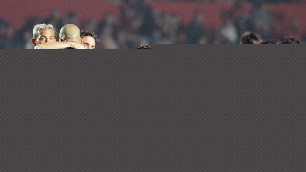 Argentinos Juniors ganó el primer cruce ante Colón