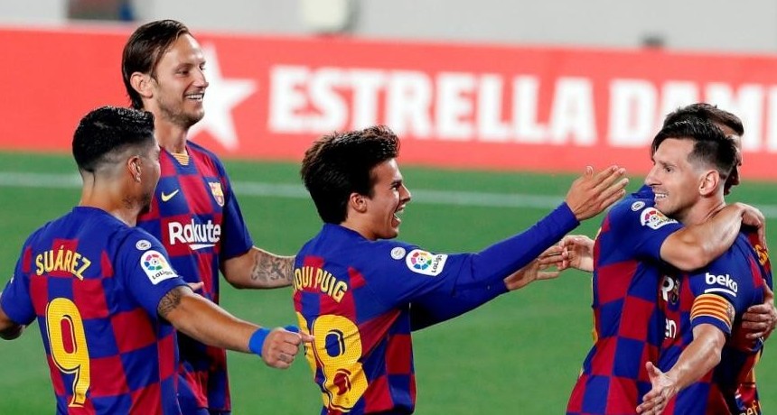  Barcelona goleó como visitante a Villarreal para calmar las aguas