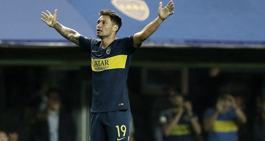 Zárate arregló su contrato y ahora Boca espera la firma de Carlos Tevez
