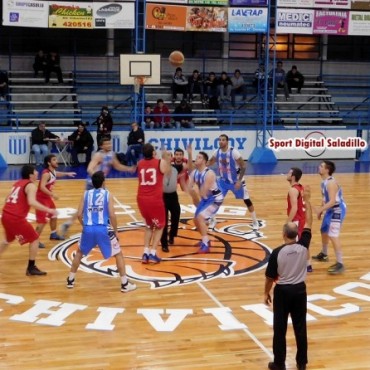 Racing apabullo y le cortó el invicto a Ciudad de Saladillo