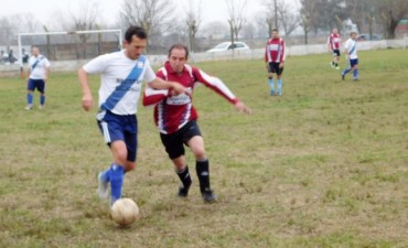 Sin definición en el Torneo de Veteranos debido al agua en las canchas
