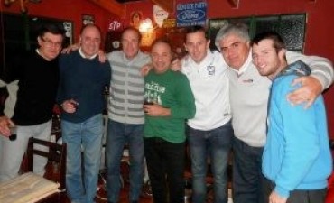 Debuta hoy la selección Argentina de Fútbol. Toda la suerte Vasco !!