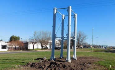 Se construye en Saladillo el monumento a Julio Jorge Olarticoechea
