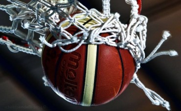 Racing de Chivilcoy y Maxi Jun&iacute;n finalistas del Maxibasquet