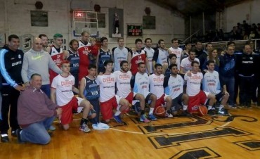 Ciudad de Saladillo jugó ante el Seleccionado de Básquet Silencio