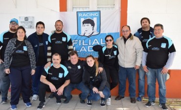 Salomón conversó con integrantes de la Filial local de Racing Club