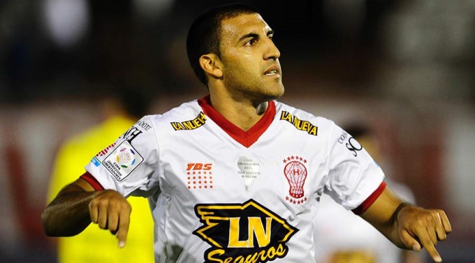 Boca compró a Wanchope y lo cederá a Huracán