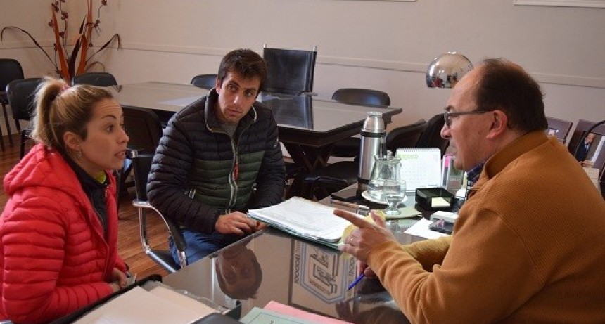 Salomón y Tosca se reunieron con Jimena Manganielo