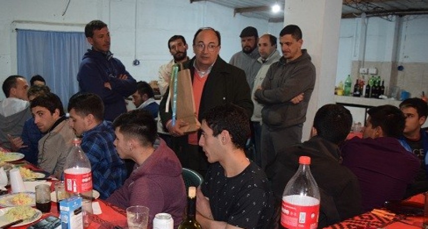 Cena de los campeones en  Del Carril