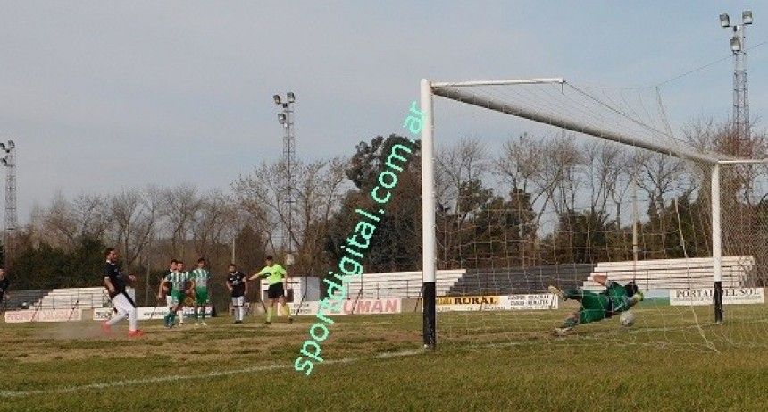 Uni&oacute;n Apeadero &uacute;nico l&iacute;der en Primera Divisi&oacute;n