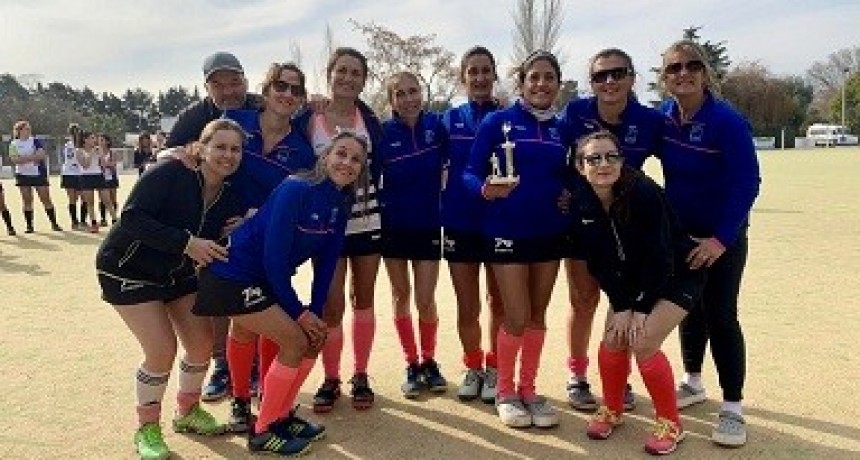Subcampeonato y tercer puesto para las Mamis del Saladillo Hockey