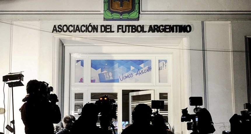 Confirman que Ginés González García y 